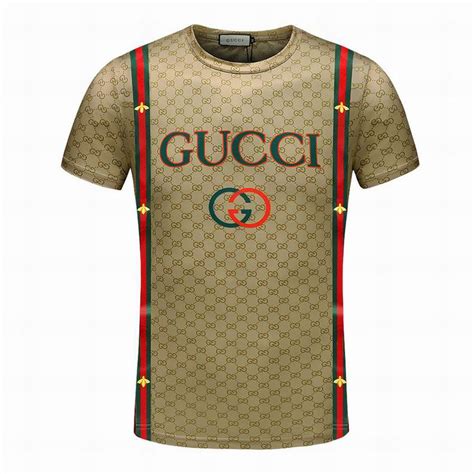 Playeras y camisetas de Gucci .